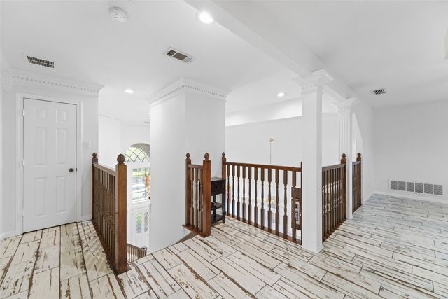 8901 Lakepointe Avenue, Rowlett, TX 75088