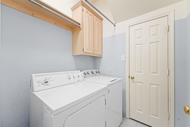 8901 Lakepointe Avenue, Rowlett, TX 75088