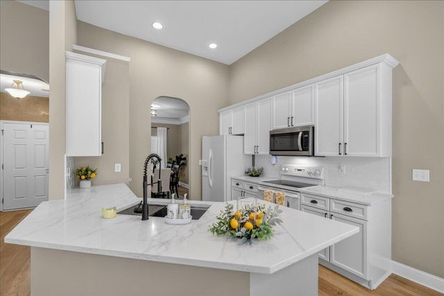 101 Chancellors Drive, Summerville, SC 29485