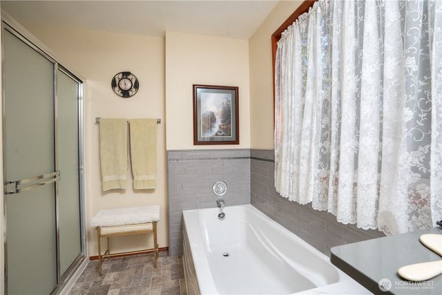 10717 Suncrest Drive, Anderson Island, WA 98303