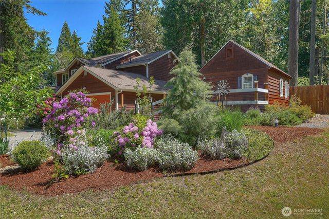10717 Suncrest Drive, Anderson Island, WA 98303