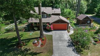 10717 Suncrest Drive, Anderson Island, WA 98303