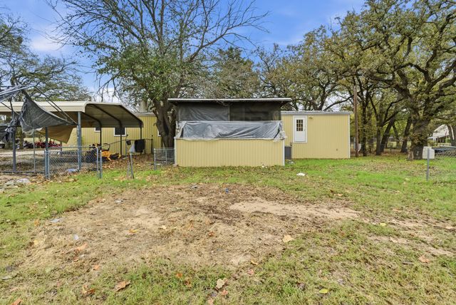 364 Wonder Drive, Springtown, TX 76082