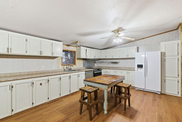 364 Wonder Drive, Springtown, TX 76082