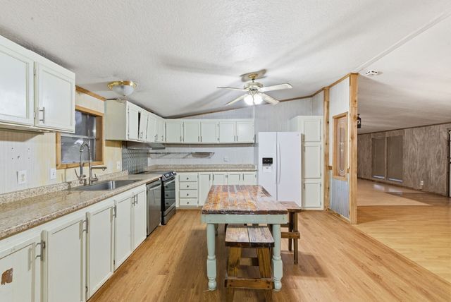 364 Wonder Drive, Springtown, TX 76082