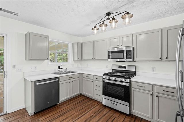 125 Burts Crossing Drive, Dawsonville, GA 30534