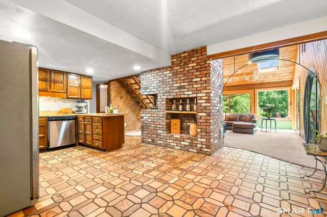57 Notch Hill Road, North Branford, CT 06471