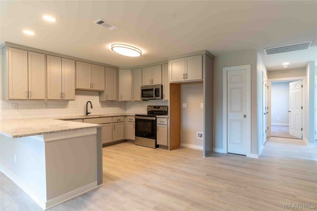 6101 Burbank Crossing Loop, Montgomery, AL 36117