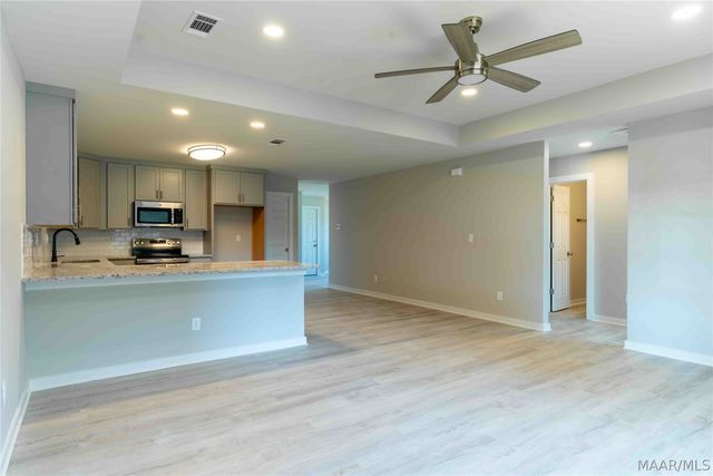 6101 Burbank Crossing Loop, Montgomery, AL 36117