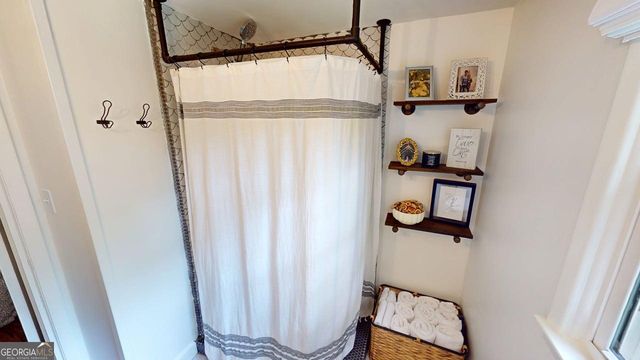 69 W Stephens Street, Winder, GA 30680