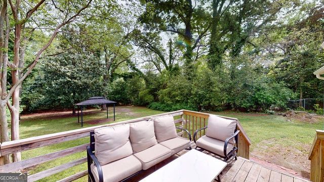 69 W Stephens Street, Winder, GA 30680