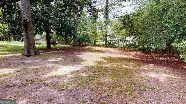 69 W Stephens Street, Winder, GA 30680