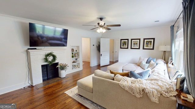 69 W Stephens Street, Winder, GA 30680