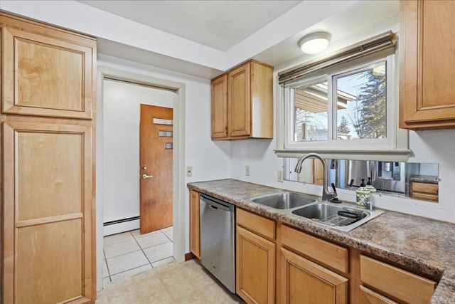 2257 S Syene Road, Fitchburg, WI 53711