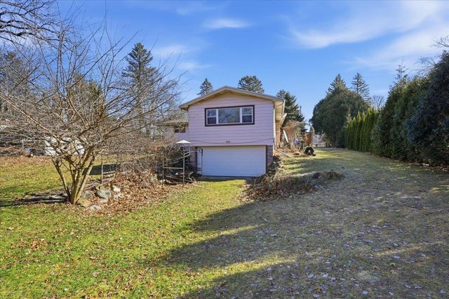 2257 S Syene Road, Fitchburg, WI 53711