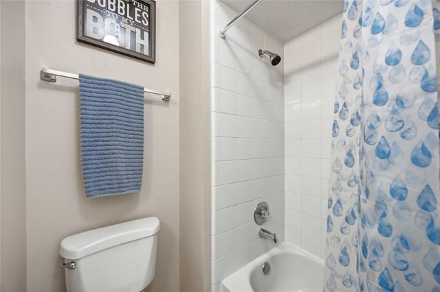 3226 Keygate Drive, Spring, TX 77388
