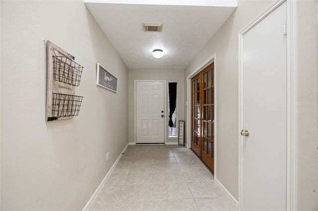 3226 Keygate Drive, Spring, TX 77388