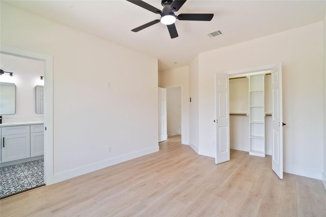 3210 A & B Retta Street, Houston, TX 77026