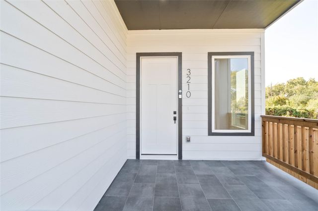 3210 A & B Retta Street, Houston, TX 77026