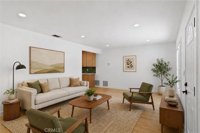 4092 Overland, Riverside, CA 92503