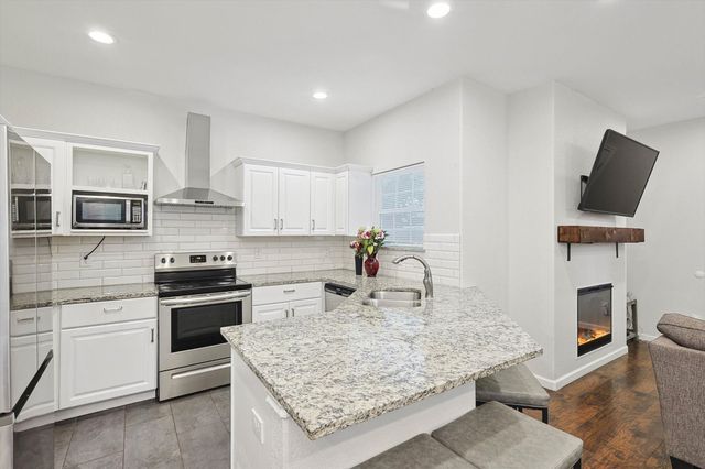 4811 Fitzhugh Avenue, Fort Worth, TX 76105