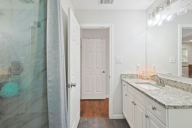 4811 Fitzhugh Avenue, Fort Worth, TX 76105