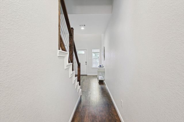 4811 Fitzhugh Avenue, Fort Worth, TX 76105