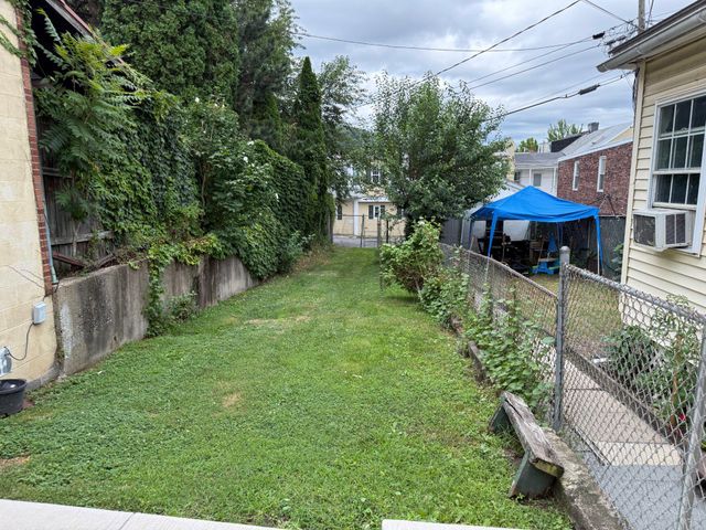 1110 FRANKLIN ST, Reading, PA 19602