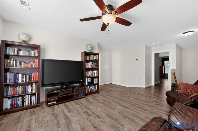 12101 Golden Aster Ter, Moseley, VA 23120