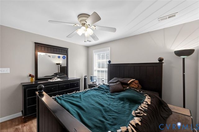 12101 Golden Aster Ter, Moseley, VA 23120