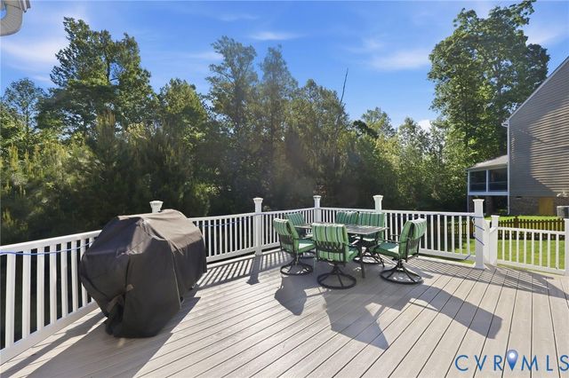 12101 Golden Aster Ter, Moseley, VA 23120