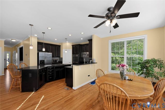 12101 Golden Aster Ter, Moseley, VA 23120