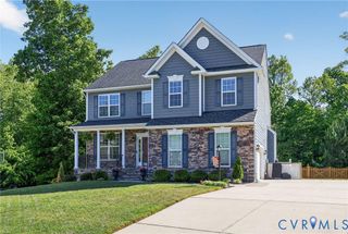 12101 Golden Aster Ter, Moseley, VA 23120