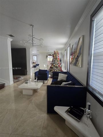 11418 NW 74th Ter, Doral, FL 33178