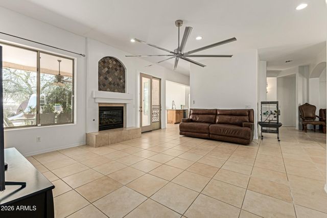 12607 W OCOTILLO Road, Glendale, AZ 85307