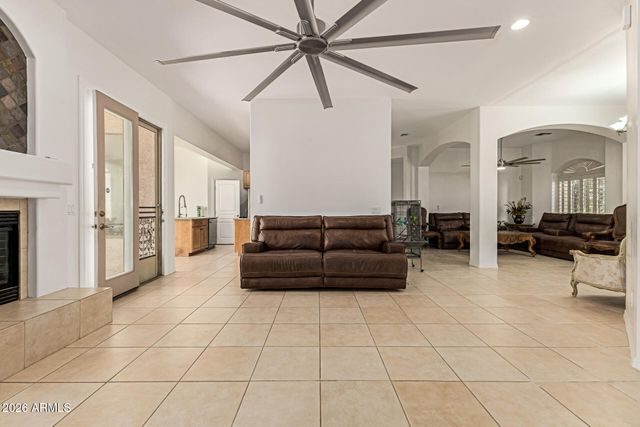 12607 W OCOTILLO Road, Glendale, AZ 85307