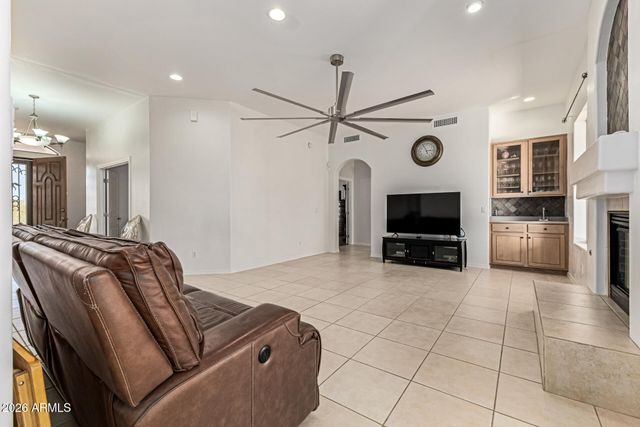 12607 W OCOTILLO Road, Glendale, AZ 85307