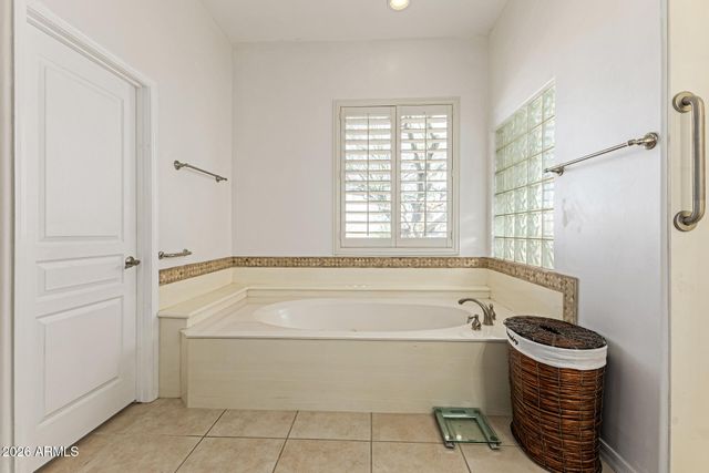 12607 W OCOTILLO Road, Glendale, AZ 85307