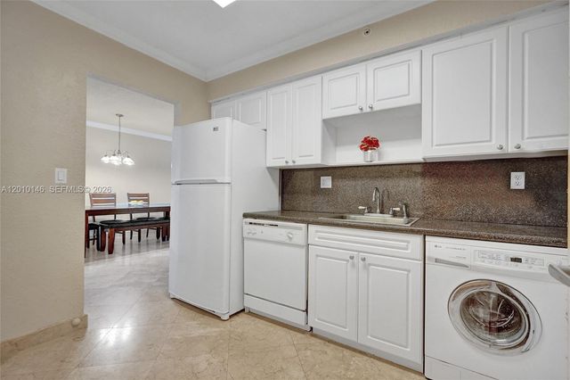 2501 S Ocean Dr 414, Hollywood, FL 33019