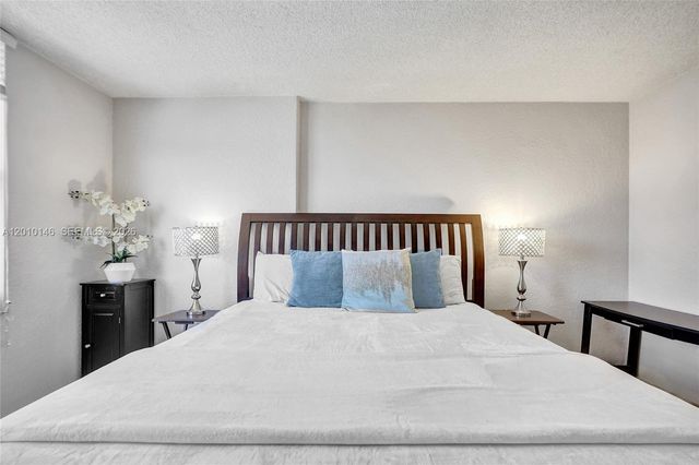 2501 S Ocean Dr 414, Hollywood, FL 33019