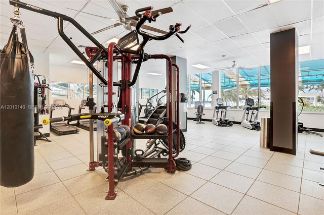 2501 S Ocean Dr 414, Hollywood, FL 33019