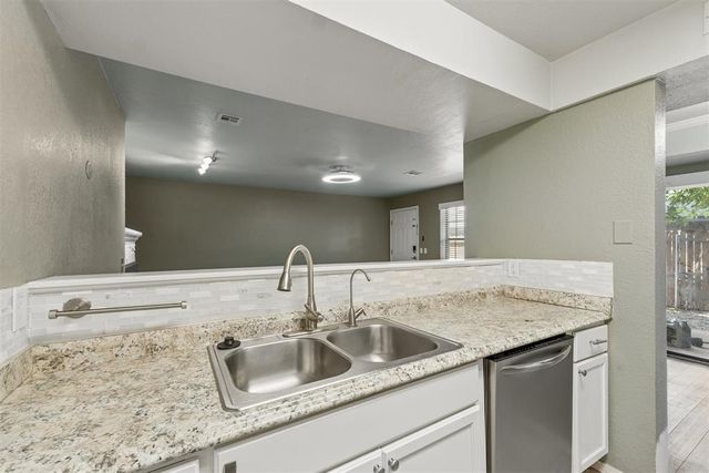 14323 N Pennsylvannia Avenue 18C, Oklahoma City, OK 73134
