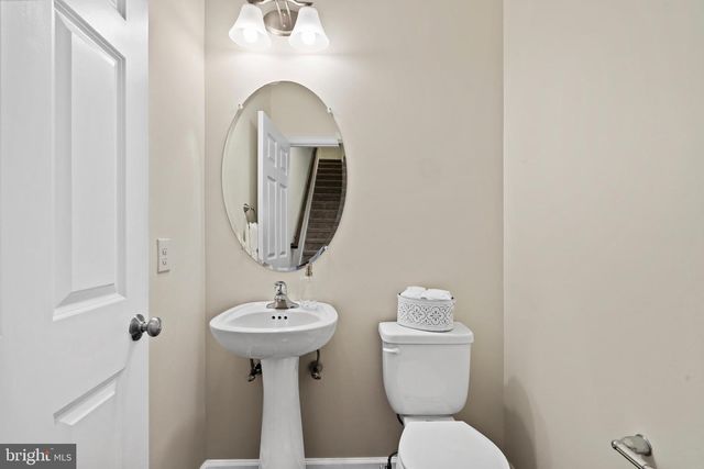 326 REDBUD LN, Kennett Square, PA 19348