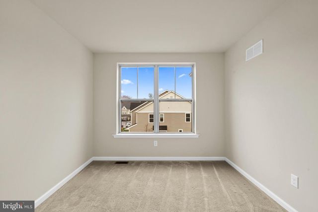 326 REDBUD LN, Kennett Square, PA 19348