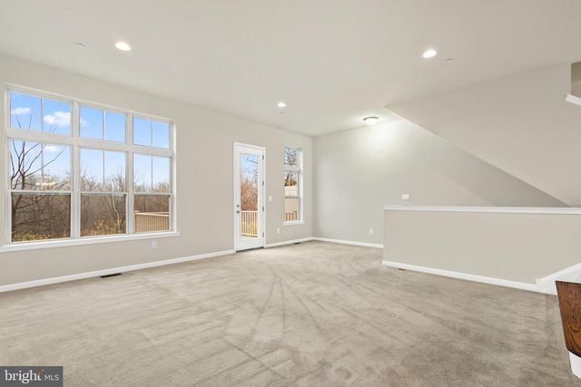 326 REDBUD LN, Kennett Square, PA 19348