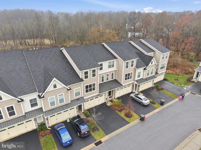 326 REDBUD LN, Kennett Square, PA 19348