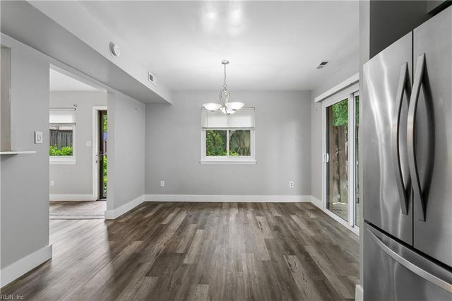 1432 Granada CT, Newport News, VA 23608
