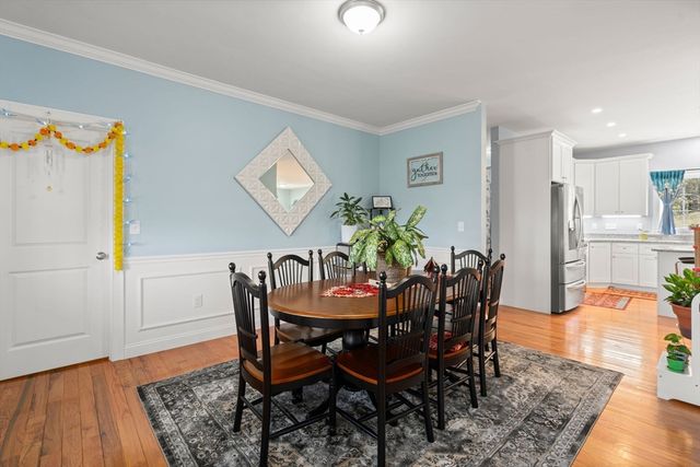 32 Hycrest Rd, Charlton, MA 01507