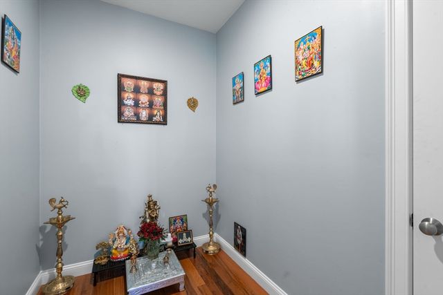 32 Hycrest Rd, Charlton, MA 01507