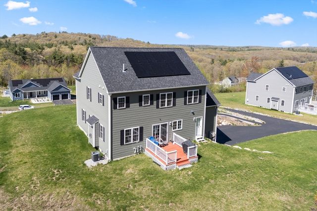 32 Hycrest Rd, Charlton, MA 01507